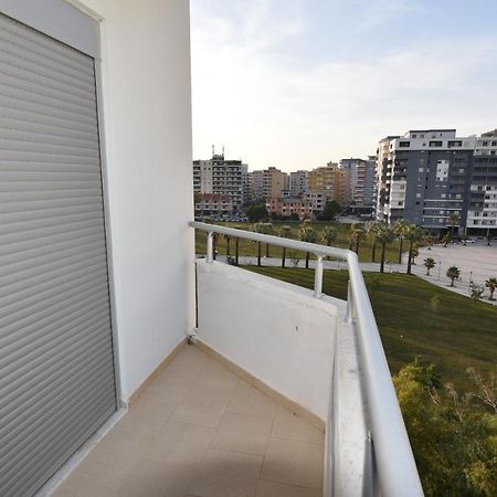 Anisa Vlorë Esterno foto