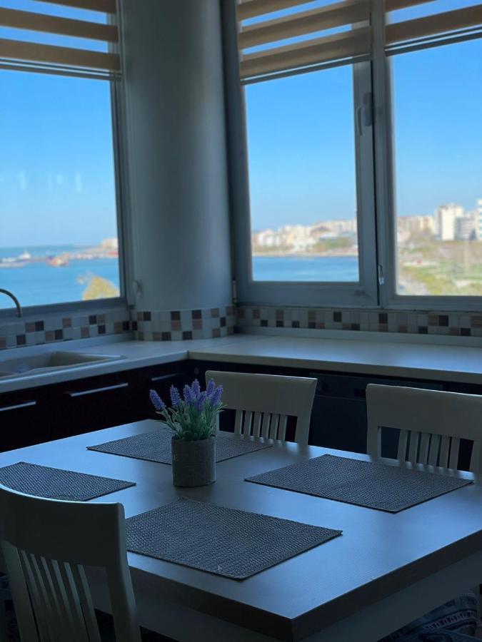 Anisa Vlorë Esterno foto